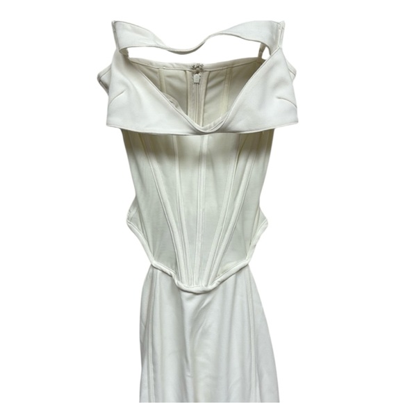 House of CB PALOMA Ivory Corset Maxi Dress - Picture 6 of 9